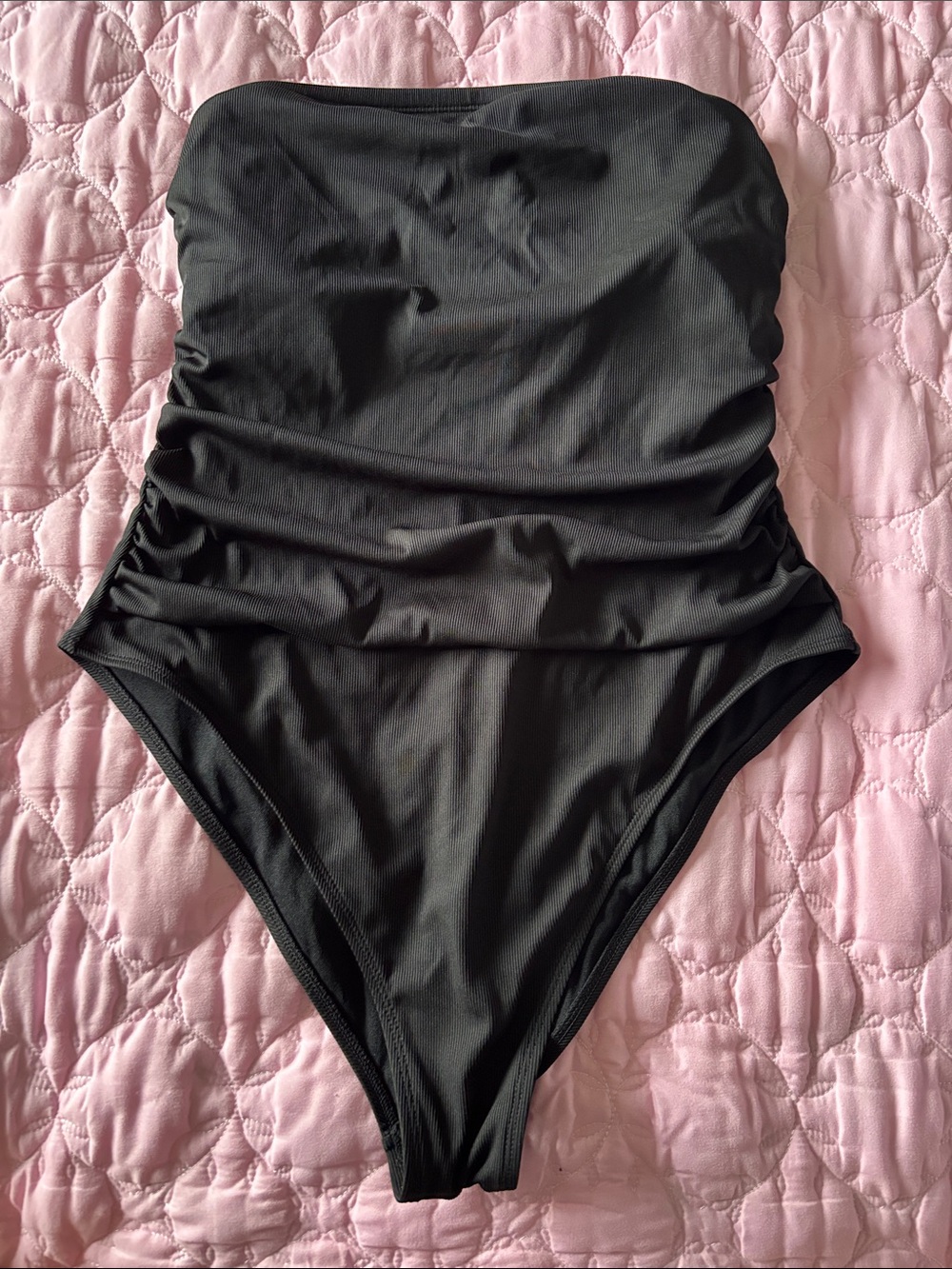 Shade & Shore Black Strapless Ruched One-Piece Swimsuit